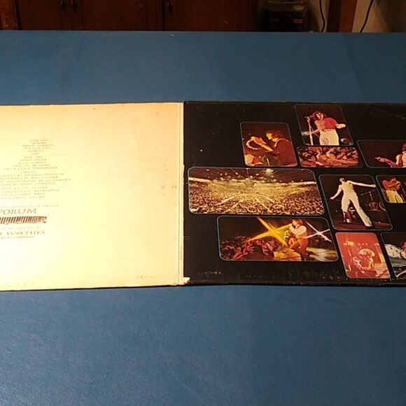 Three Dog Night Live Album Cover - Picture 4 of 12